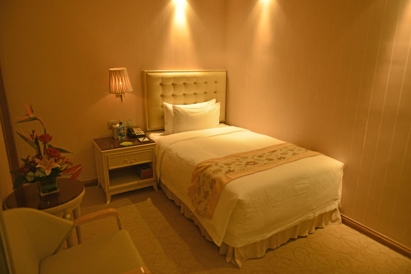 Vili International Hotel Гуанчжоу Екстер'єр фото